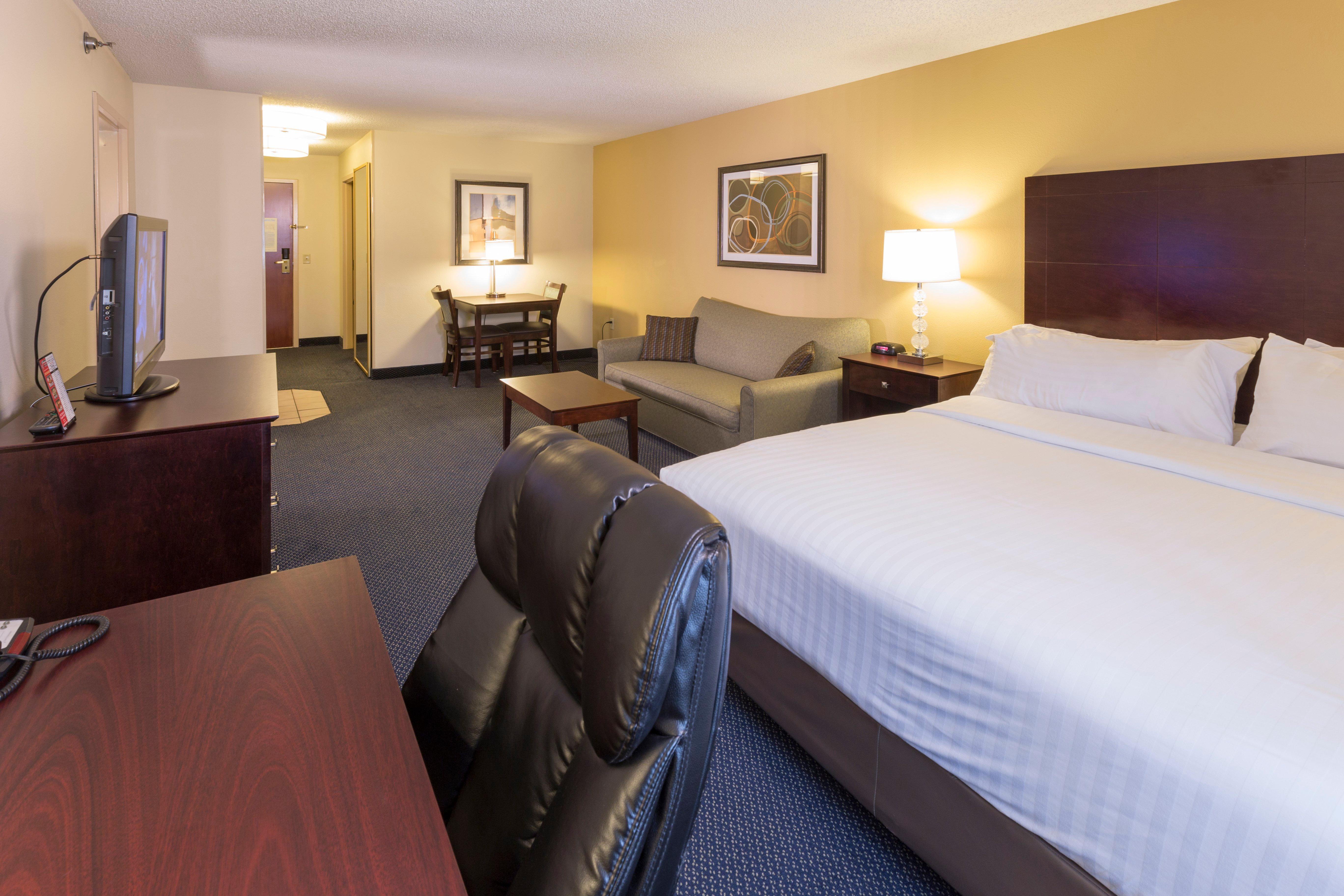 Holiday Inn Express Hotel & Suites-Saint Joseph By Ihg Bagian luar foto