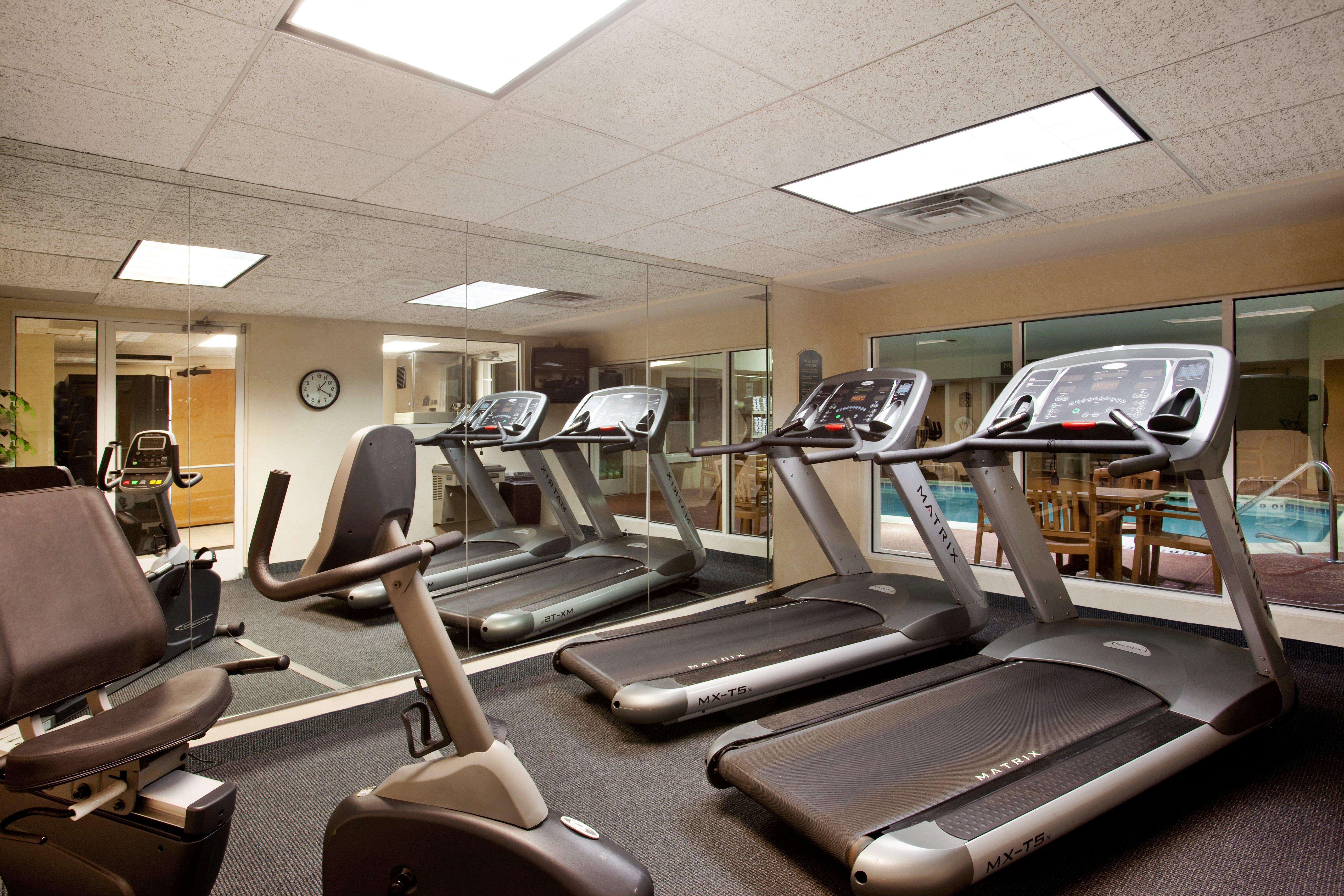 Holiday Inn Express Hotel & Suites-Saint Joseph By Ihg Bagian luar foto