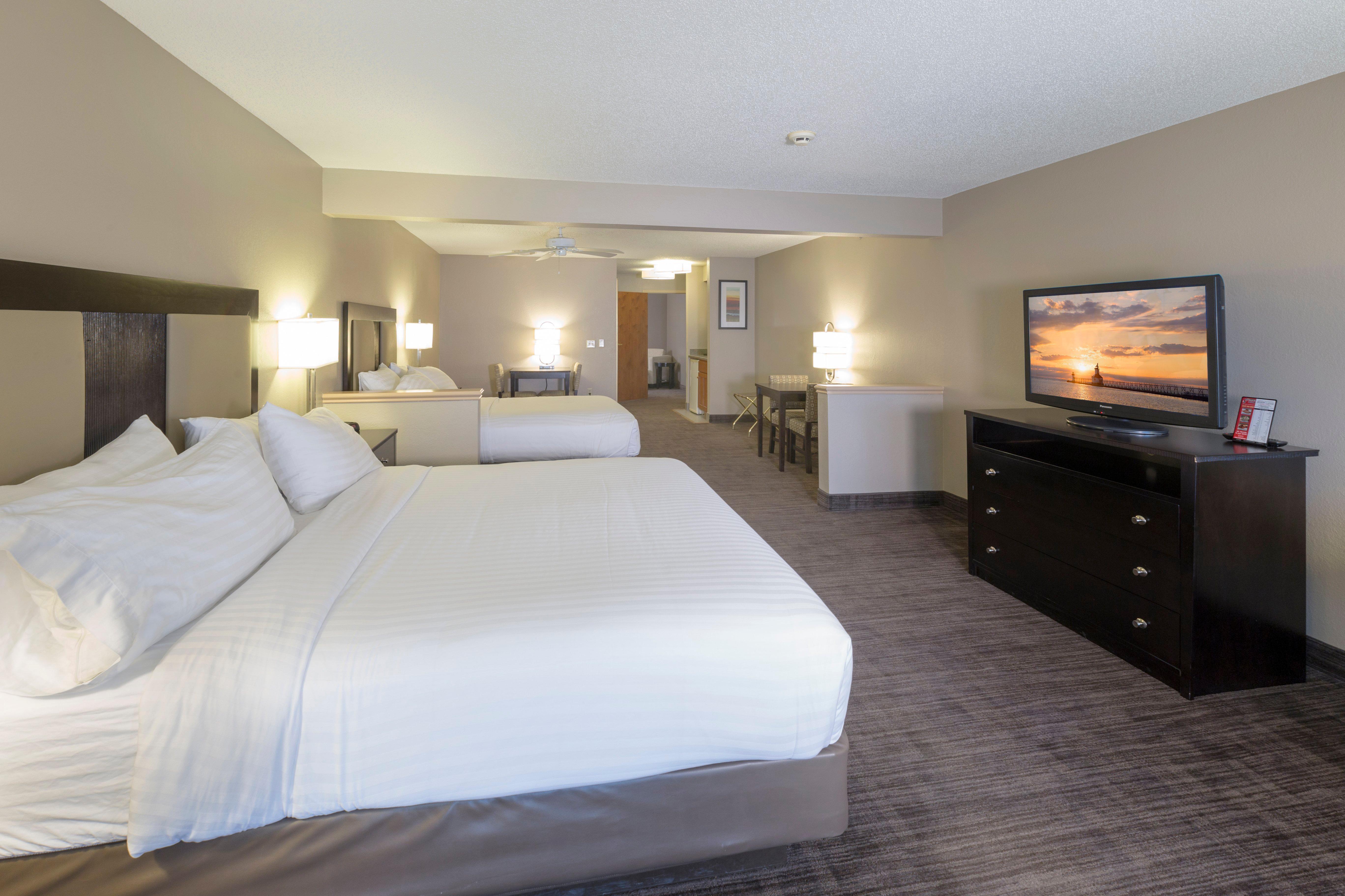Holiday Inn Express Hotel & Suites-Saint Joseph By Ihg Bagian luar foto