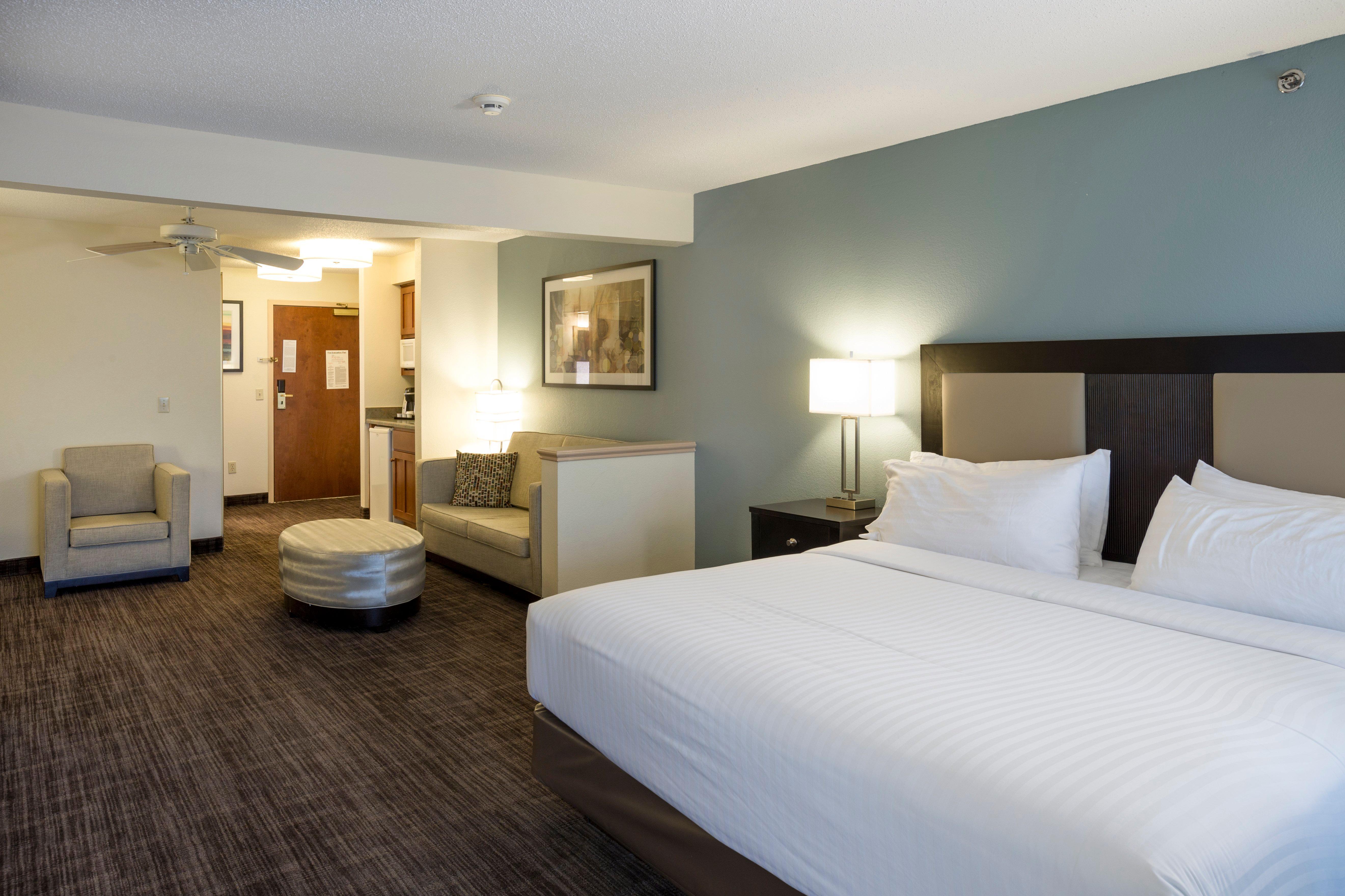 Holiday Inn Express Hotel & Suites-Saint Joseph By Ihg Bagian luar foto